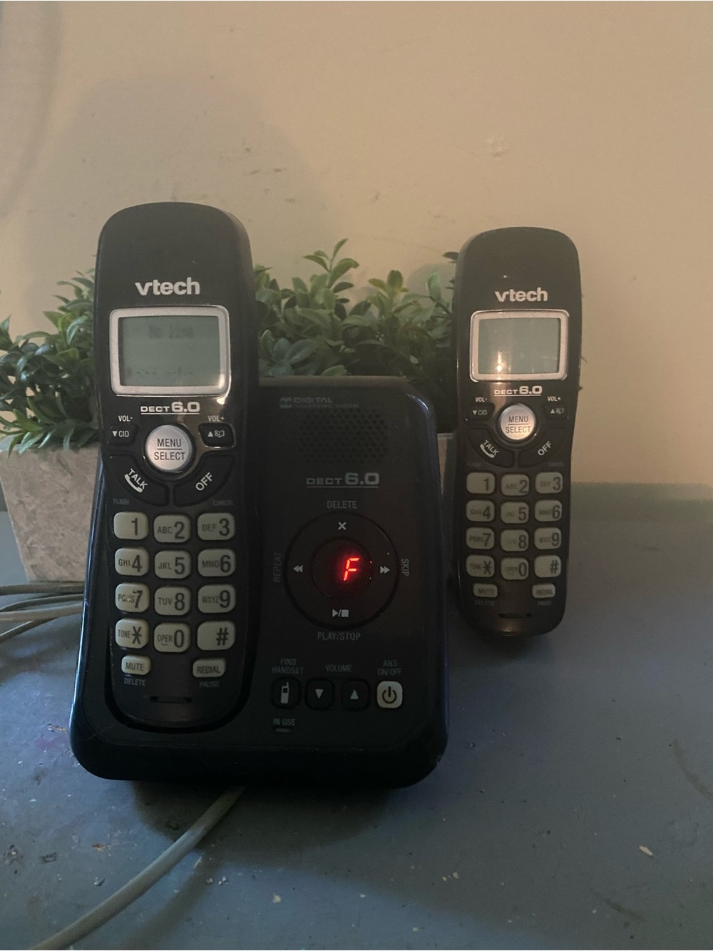 VTech DECT 6.0 Cordless Phone System - Black (2 Handsets)